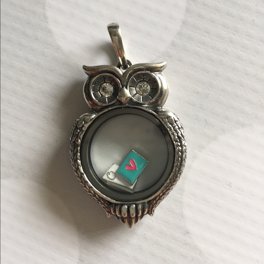 Origami Owl - Owl Locket